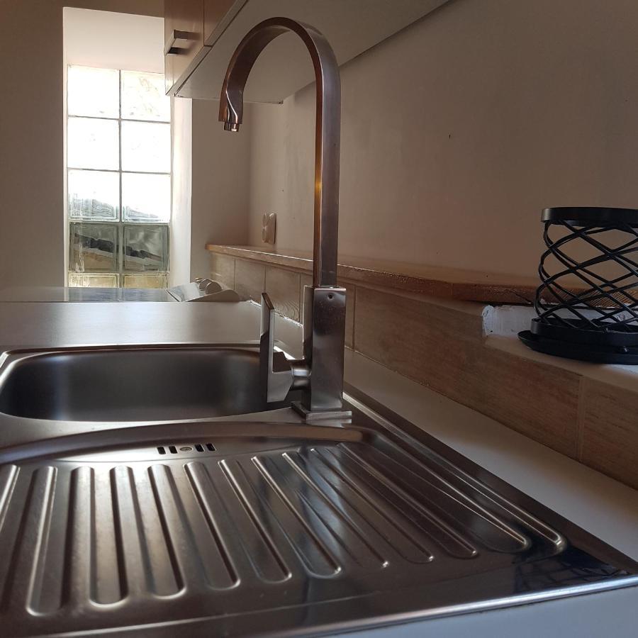 Apartamento Jardin Kapetanova Kuca Veli Iž Exterior foto