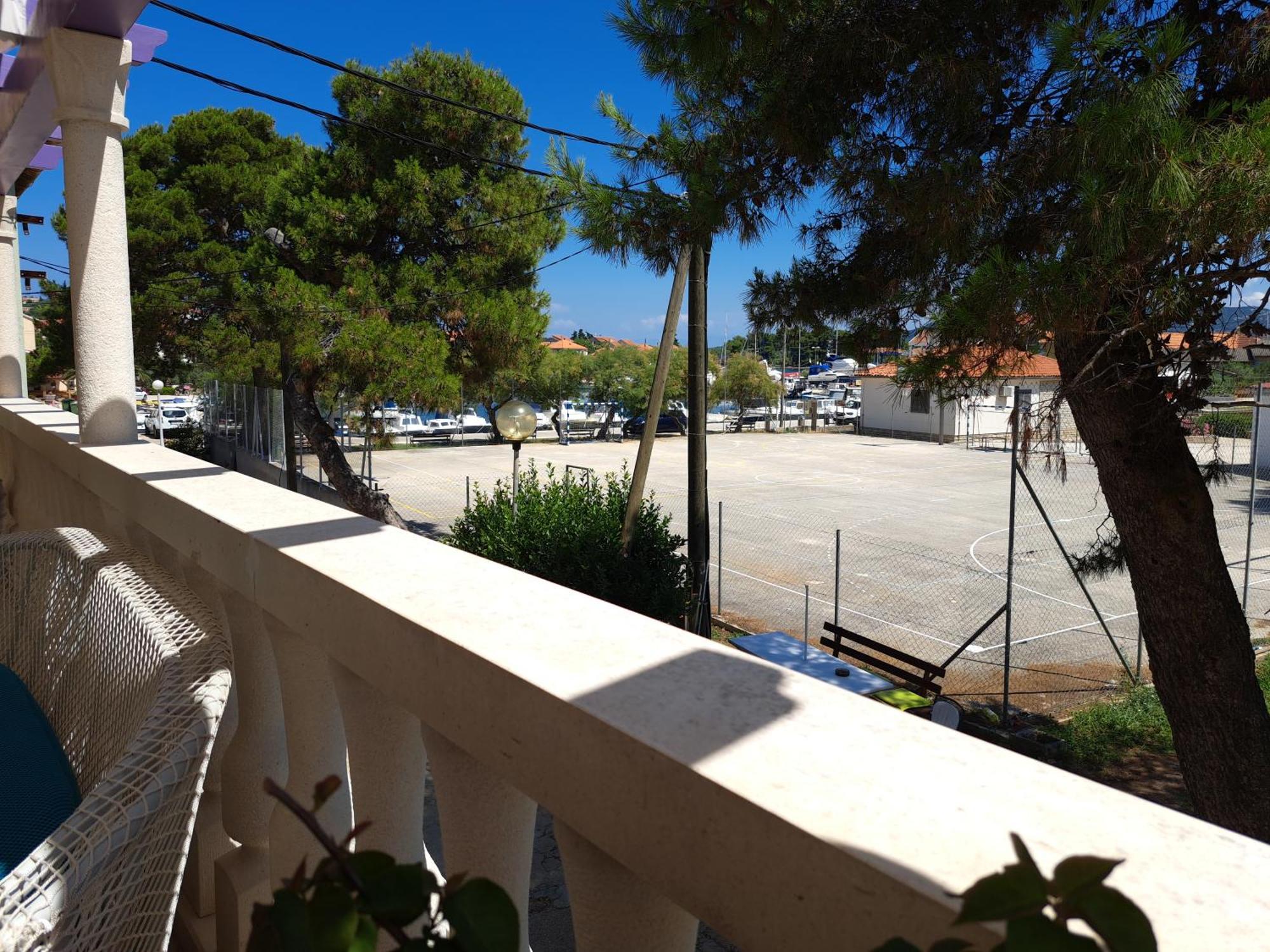 Apartamento Jardin Kapetanova Kuca Veli Iž Exterior foto