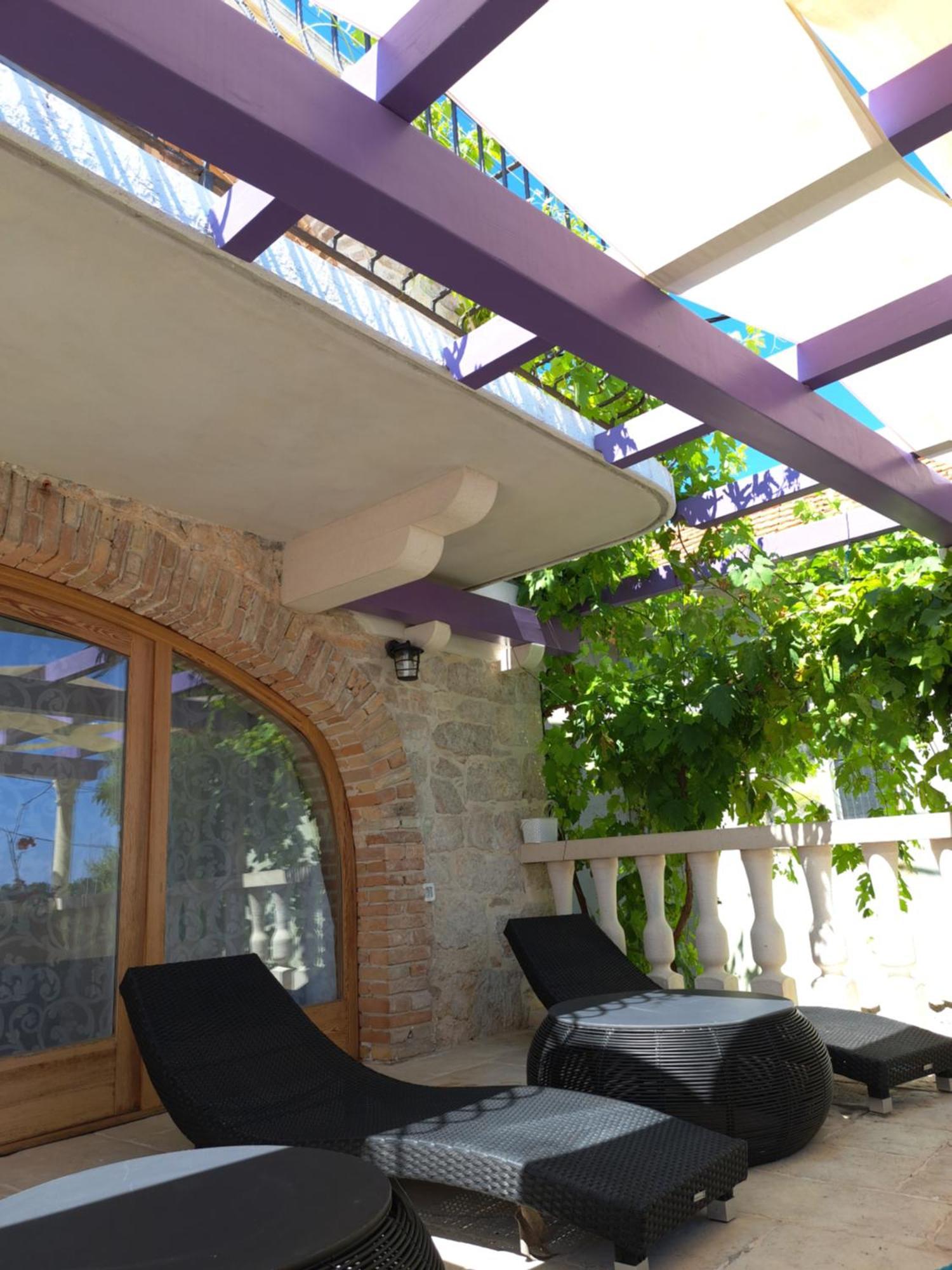 Apartamento Jardin Kapetanova Kuca Veli Iž Exterior foto